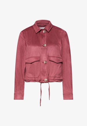 Giacca corta rossa con colletto, chiusura con bottoni, due tasche frontali a pattina, maniche lunghe e orlo regolabile con coulisse.