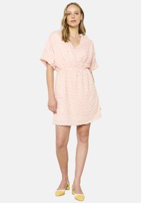 TEXTURED AIRY - Jurk - nude pink