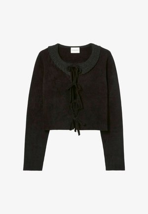 Maglione cropped nero realizzato in tessuto morbido con colletto testurizzato, chiusura anteriore con fiocco e maniche lunghe.