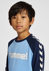 Hummel Langærmet T-shirt - dusk blue