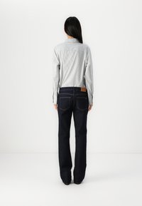 Thumbnail Image 4