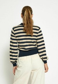 Minus SALIANA  - Pulover - s sky captain stripe