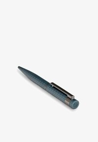 Ej vald, bauhaus navy