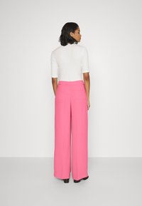 Notes du Nord OLIANA PANTS - Calças - pink dream