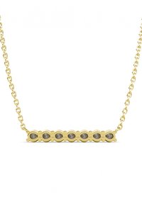 Collana in oro con un pendente allungato decorato con pietre rotonde grigie, abbellito da un design a scallop su entrambi i lati.