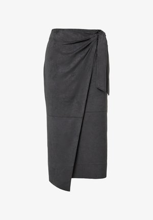 Dunkelgrauer Wildleder-Midirock zum Wickeln mit asymmetrischem Saum und seitlicher Bindung.