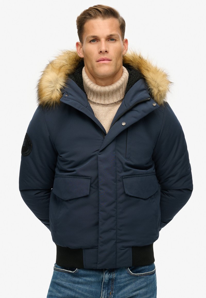 Superdry & Co EVEREST HOODED PUFFER  - Chaqueta de invierno - nordic chrome navy