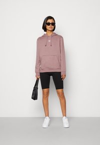 adidas Originals HOODIE - Džemperis su gobtuvu - oxide