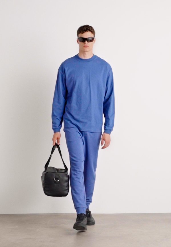 DAPOSO - Long sleeved top2