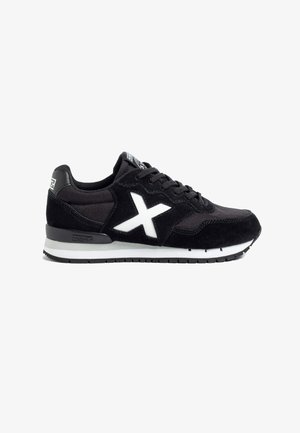 DASH - Zapatillas - black