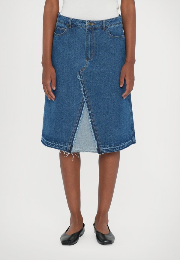 MILES FRONT - A-Linien-Rock - medium