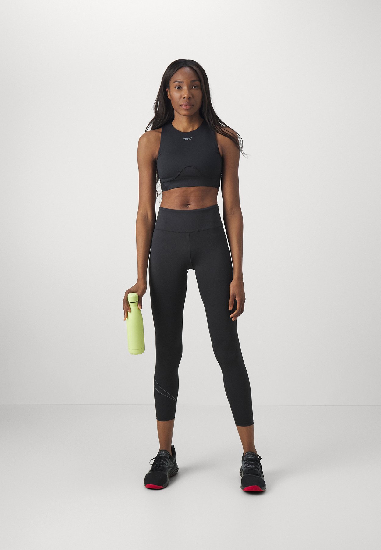 LUX CONTOUR CROP