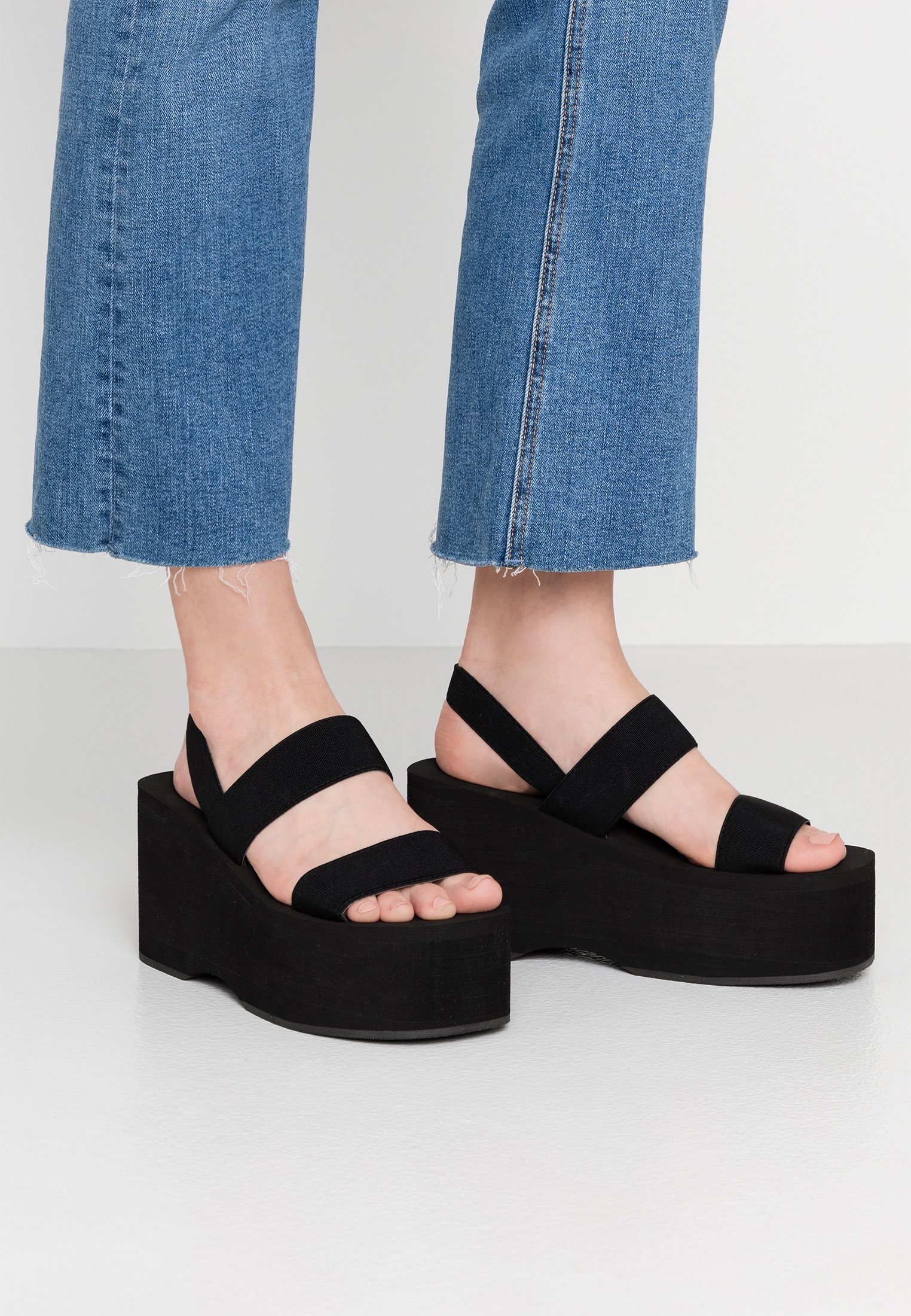 madden girl bambii platform sandals