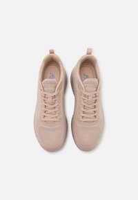 Skechers Wide Fit Tenisky - beige