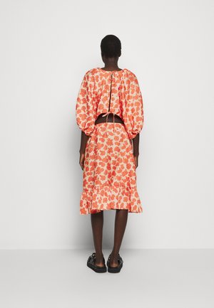Robe de jour - coral