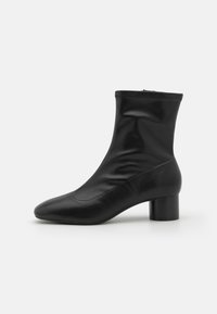 Classic ankle boots - black