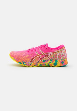 GEL-DS 26 NOOSA - Scarpe running da competizione - hot pink/sour yuzu