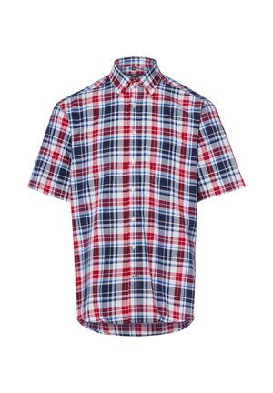 Korte mouwen blouse met knopen in een rood, blauw en wit geruit patroon en een enkele borstzak.