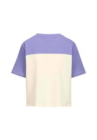 T-shirt a maniche corte in lavanda e crema, realizzata in cotone, con un design a blocchi di colore e una scollatura rotonda.