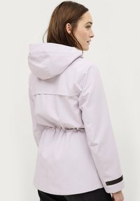 Áhkká Overgangsjakke - helllila
