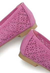 LASCANA Klassischer Ballerina - pink