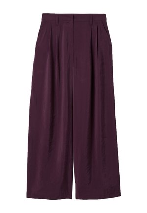 Weitbeinige, hoch taillierte Hose in Dunkelviolett mit vorderen Falten und Seitentaschen, dargestellt auf weißem Hintergrund.