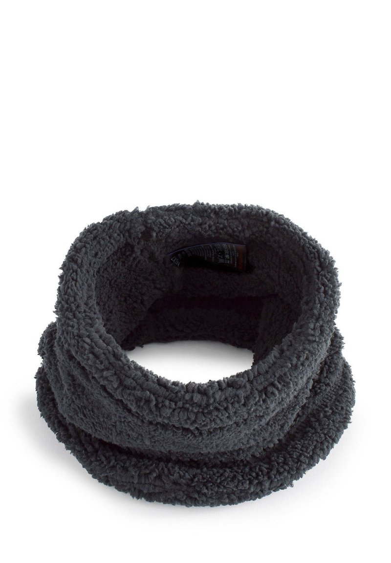 Chauffe-nuque en polaire, gris foncé, texture douce et duveteuse, design tubulaire avec des plis superposés, comprend une étiquette d'entretien à l'intérieur.