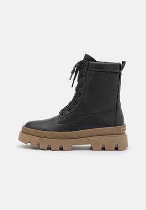 Plateaustiefelette - black