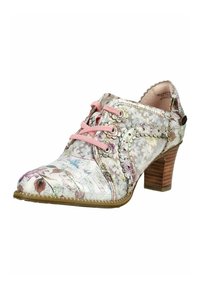 Damesko med hæl med blomsterprint, lyserøde snørebånd, bølget kant og dekorative syninger på en træhæl.