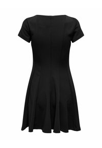 Robe noire courte à manches courtes, coupe cintrée et évasée, avec une fermeture éclair au dos et des coutures décoratives, présentée sur un fond blanc.