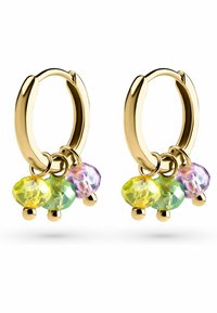 Goldene Creolen mit drei facettierten Perlen in Grün, Gelb und Lila. Die Perlen sind mit kleinen goldenen Akzenten verbunden.
