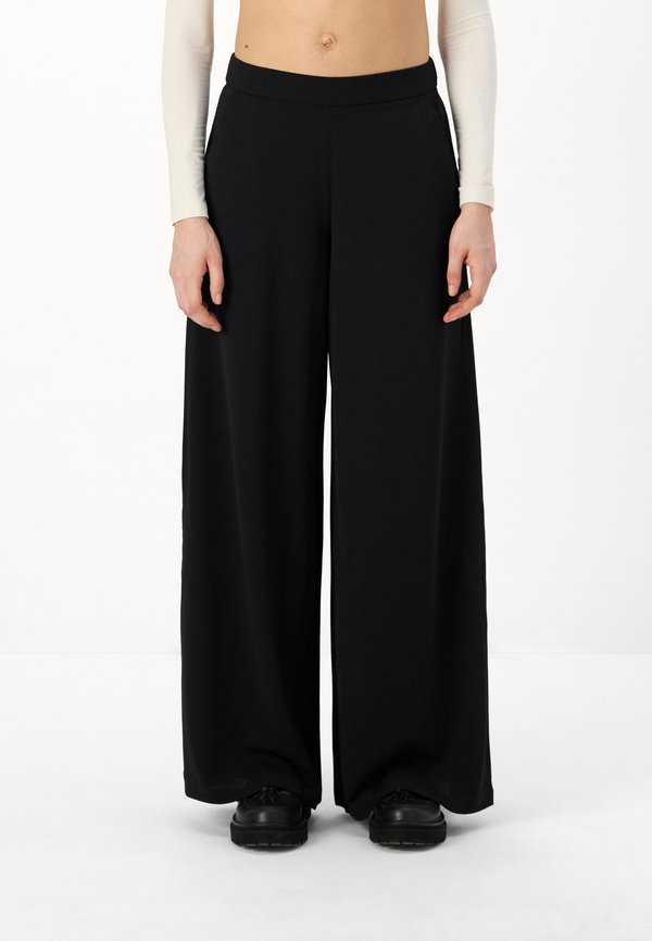 JDYTANJA EXTRA WIDE FLOWY PANT  - Stoffhose