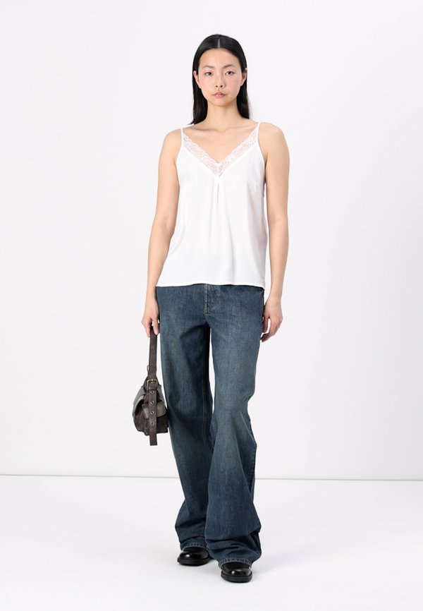 AMPLE LOW LOOSE - Relaxed fit jeans2