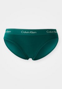 ICON - Briefs - turf
