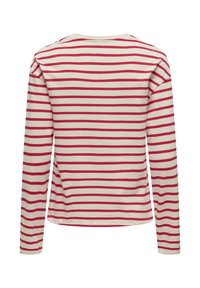 Camisa de manga larga, crema con rayas horizontales rojas. Tela suave y liviana; cuello redondo; sin herrajes ni adornos visibles.