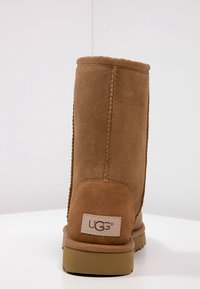 UGG Botki
