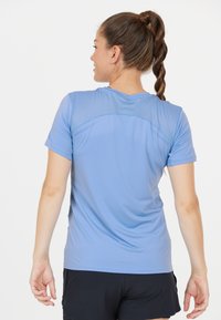 Endurance Sports T-shirts - azurine