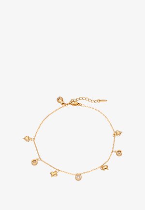 Złoty bransoletka z delikatnym łańcuszkiem, z okrągłymi i sercowymi zawieszkami, w tym jedną z akcentem w postaci przezroczystego kamienia szlachetnego.