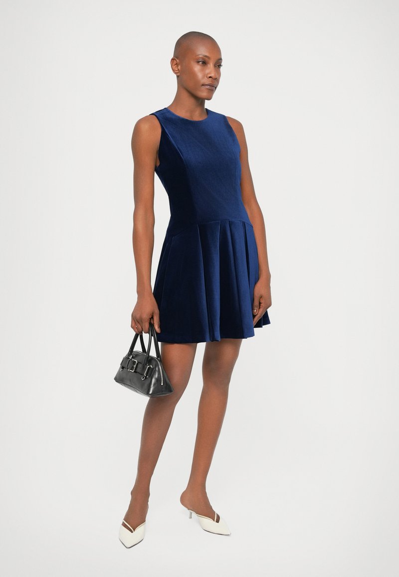 Alice + Olivia ADLEY WAIST FLARE MINI - Day dress - dark midnight blue/dark  blue - Zalando.ie