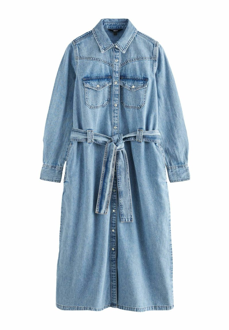 Heled sinine denimisärk-kleit pikkade varrukatega, nupuga esiküljel, kahe rinna taskuga, vöödiga ja tavapärase kraega. Sile tekstuur.