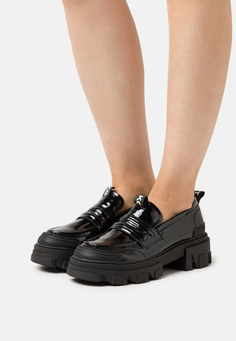 KG Kurt Geiger VEGAN TREKKER LOAFER Slipons black Zalando.co.uk