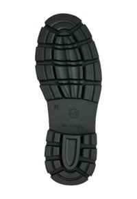 Semelle de chaussure en caoutchouc noir avec un motif de semelle texturé, comprenant des rainures et des sections surélevées pour une traction et une stabilité accrues.