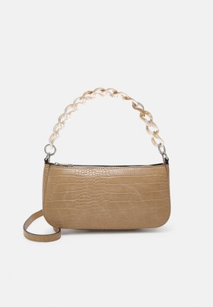 ELLA BAGUETTE CHAIN - Handbag - beige