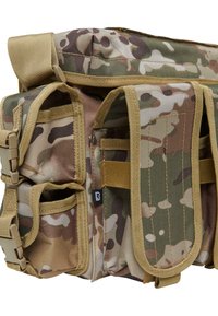 Brandit GRAB  - Taška s příčným popruhem - tactical camo
