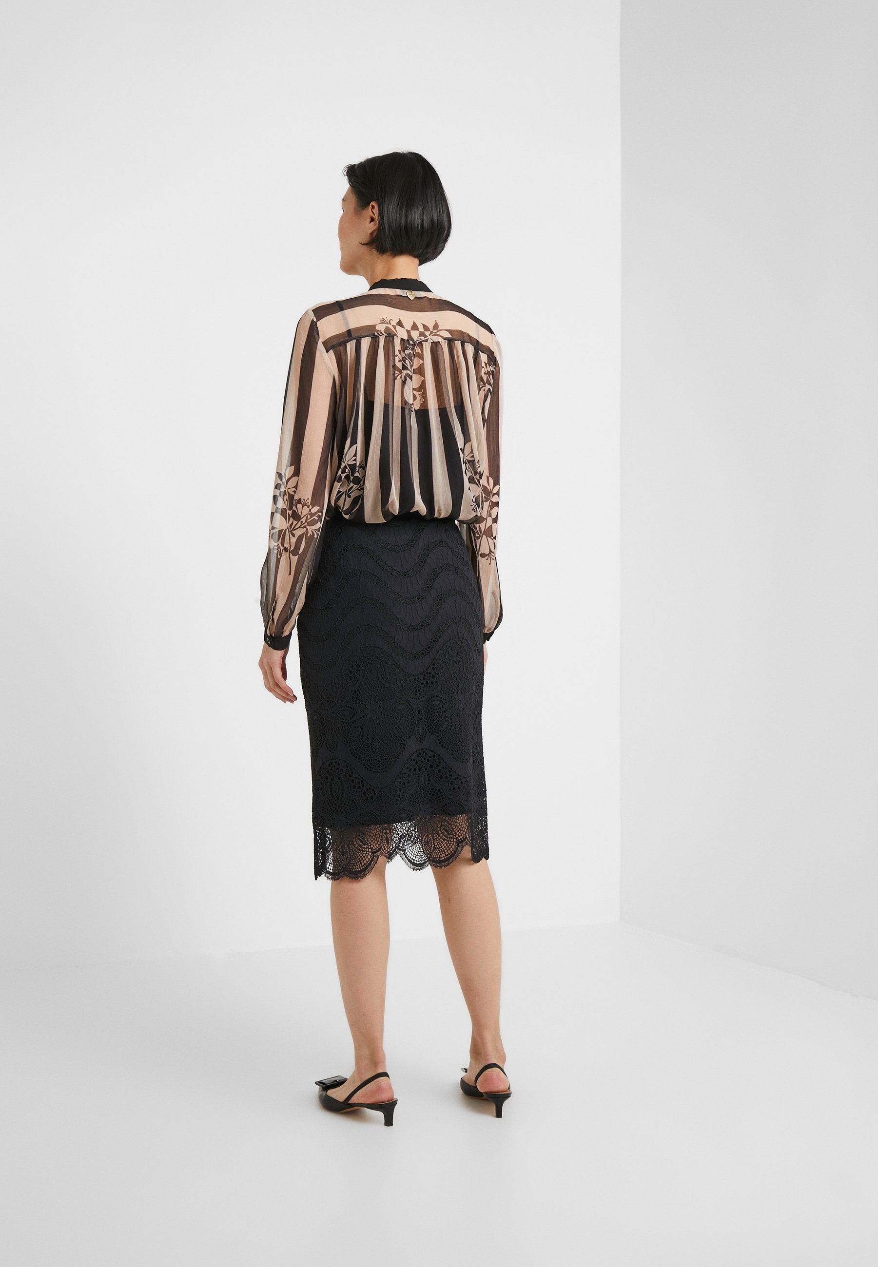 TWINSET GONNA LONGUETTE Kokerrok nero Zalando.nl TWINSET GONNA LONGUETTE Kokerrok nero Zalando.nl