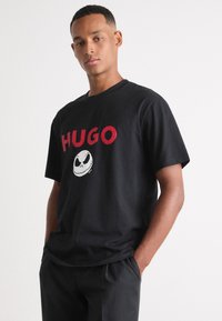 HUGO DIGHTMARE  - T-shirt med print - black