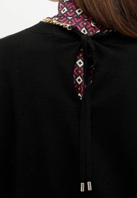 Liu Jo Jeans Sweter