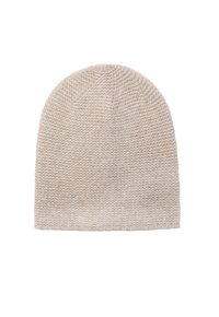 Vaalean beige neulottu pipo, jossa on ribatusta tekstuurista, pyöreä laki ja ilman koristeita tai näkyviä ompelutietoja.