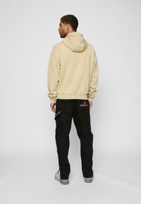 Urban Classics HIGH NECK ZIP - Jaka ar rāvējslēdzēju - wetsand