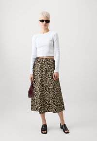 ONLY Petite ONLCLARA MIDI SKIRT - Krilo A-kroja - black